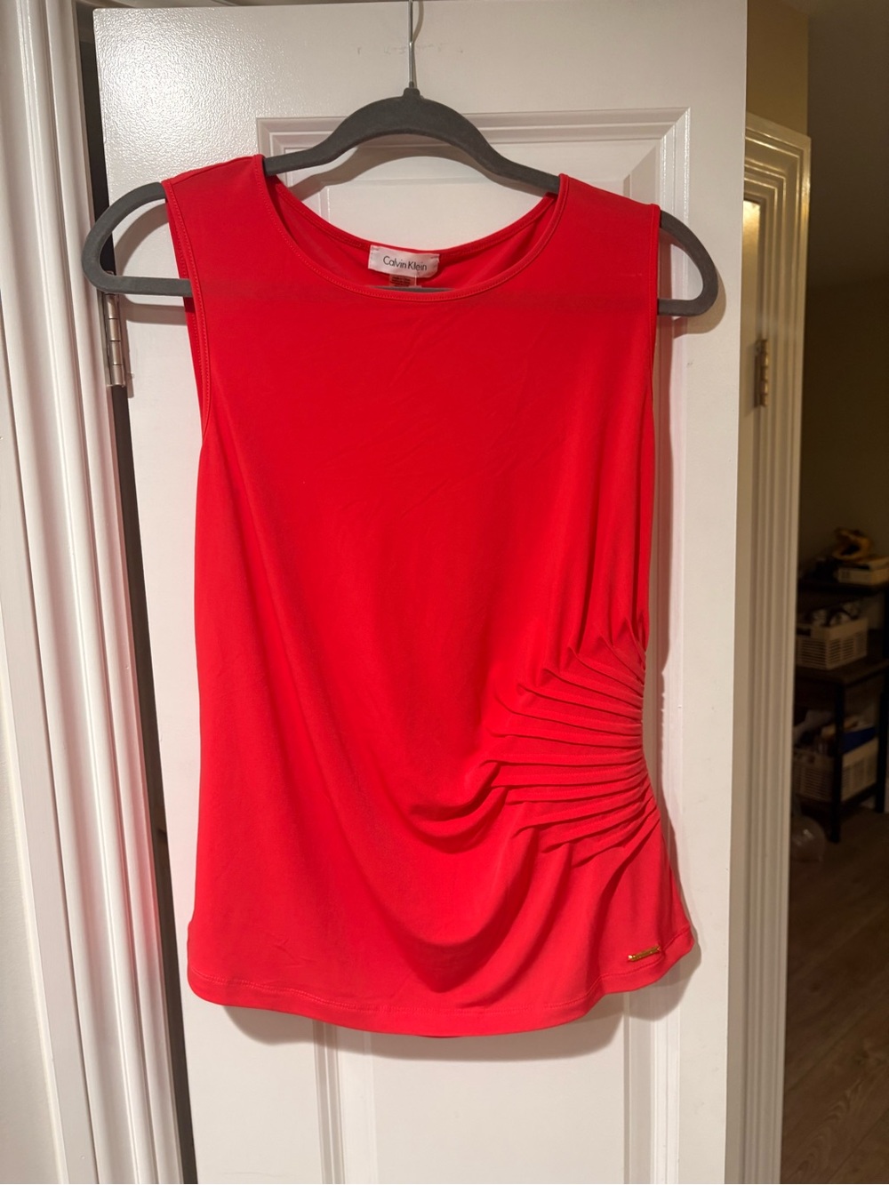 Calvin Klein Red Sleeveless Ruched Side Top